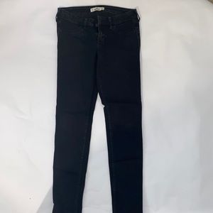 Black 5R Hollister Skinny Jeans